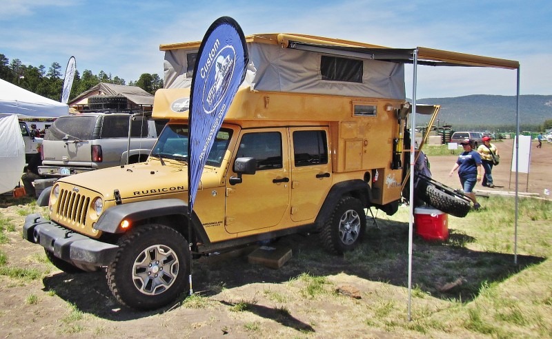 Expo-Jeep-Rubicon-awning-e1412052610867.jpg