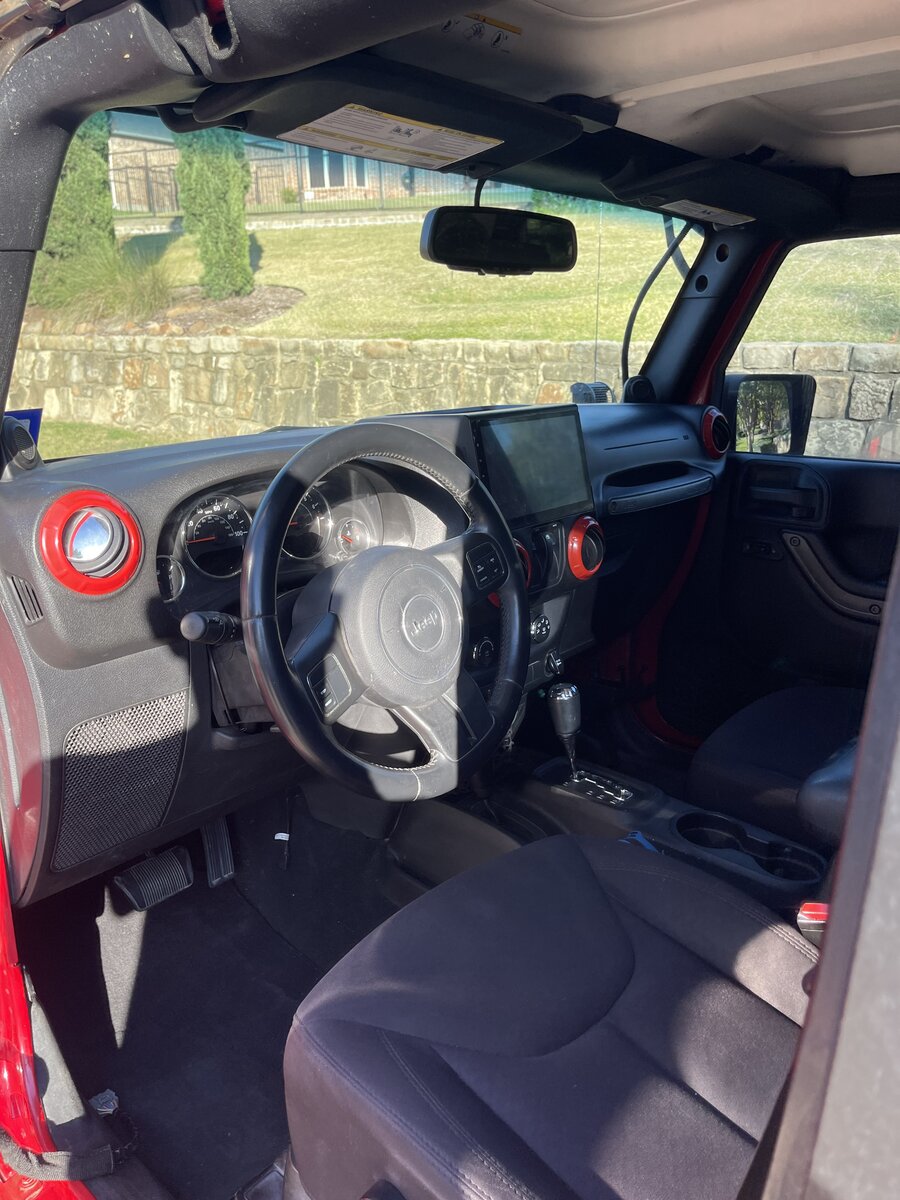 InteriorDriver-8.JPG