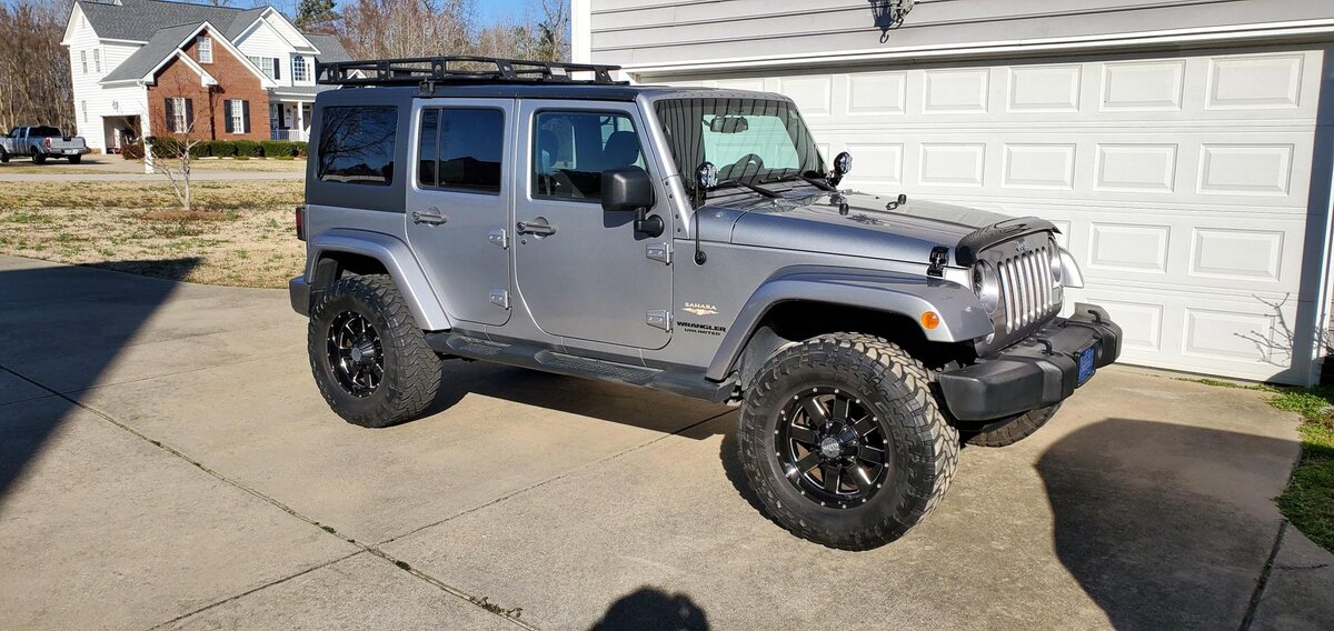 Jeep 2.jpg