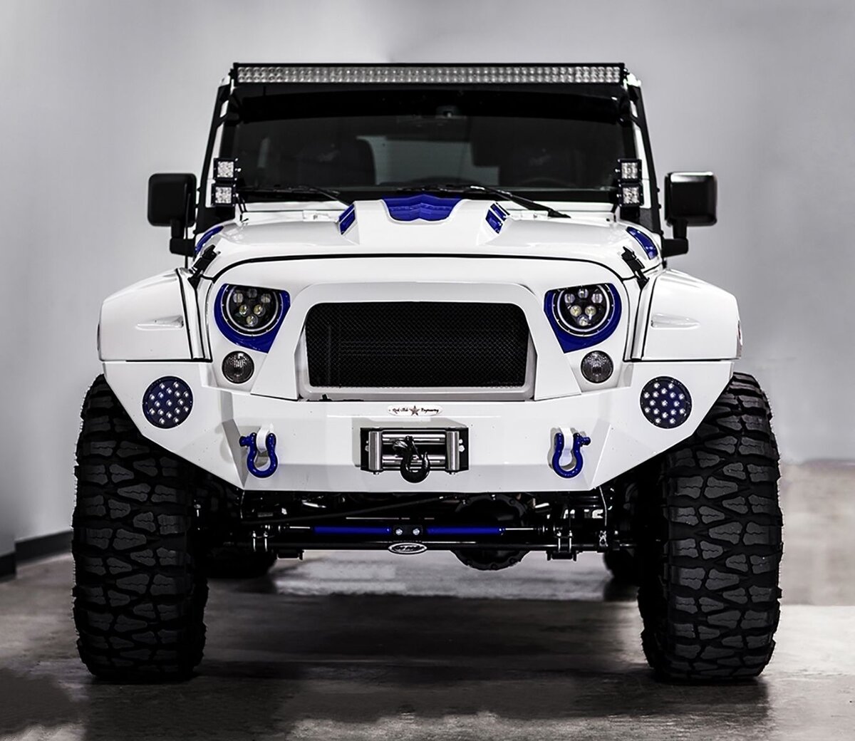 jeep front.jpg